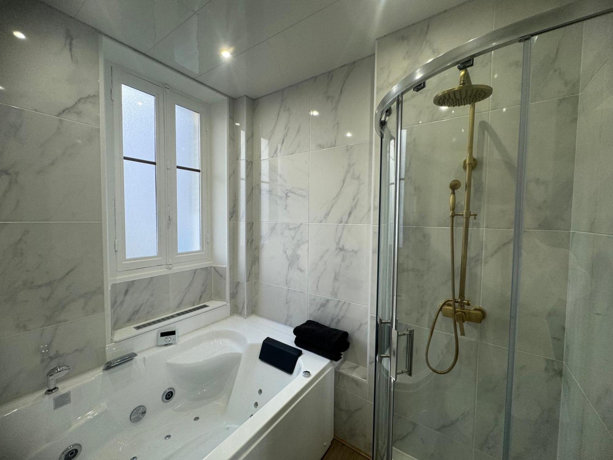 L'Experience Appartement & Spa Prive Chambéry 외부 사진